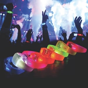 Pulseira flexível em silicone com LED – Ativada por controle remoto 2