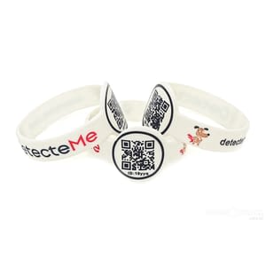 Pulseira de silicone com brasão circular e QR-Code 2