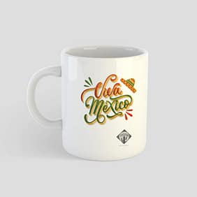 Caneca Branca de Porcelana